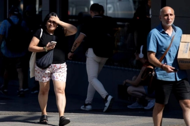 Días agobiantes: hasta cuándo durará la nueva ola de calor extremo en CABA y la Provincia de Buenos Aires