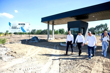 San Vicente rubricó un importante acuerdo con una empresa China para generar empleo y viviendas