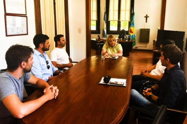 Revilla se reunió con EDEN para mejorar el servicio eléctrico de General Arenales