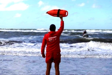 En plena temporada: las playas de Pinamar no tendrán guardavidas, tras una polémica decisión del municipio