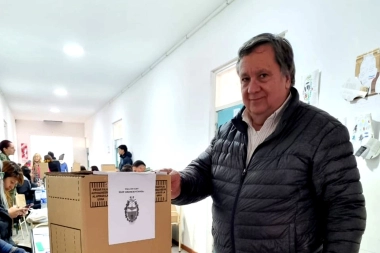 El curioso caso del excandidato libertario que busca liderar el Partido Justicialista de su ciudad