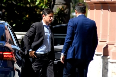 Kicillof y su gran obstáculo nacional: la ventaja de Milei y la maldición de Dardo Rocha