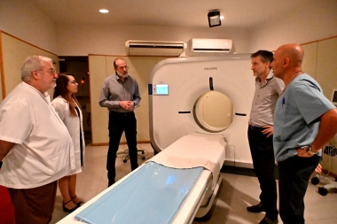 Donación de La Renga: Bahía Blanca sumó un tomógrafo para el hospital municipal