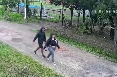 Encapuchado la atacó a traición y la golpeó durante un robo en Gral. Rodríguez