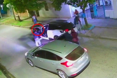Descontrol en Moreno: regresaban de cenar y una violenta banda les arruinó la noche en dos minutos