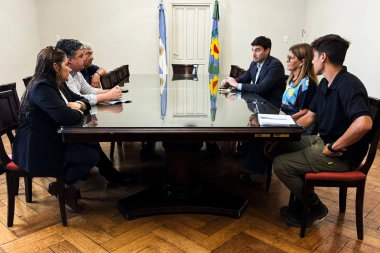 Alegre impulsa la solución dominial para familias del Plan Compartir de General Villegas