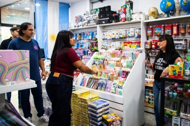 Tarjeta “Somos Quilmes”: Eva Mieri anunció descuentos y beneficios para la compra de útiles escolares