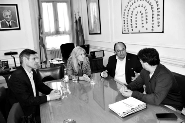 Interna en la UCR bonaerense: el abadismo no logra contener a los otros espacios y sigue la tensión