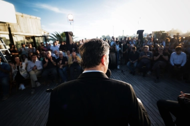 Desde Mar Chiquita, Kicillof destruyó a Milei por el cierre de 22 mil empresas en el país