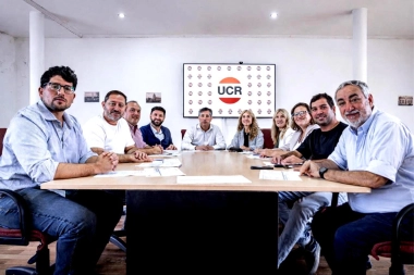 Con intendentes y legisladores, la UCR recorre la Cuarta Sección y consolida su volumen político
