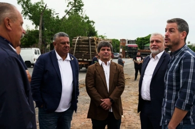 Tapia se reunió con autoridades bonaerenses y participó del operativo contra el Picudo Rojo