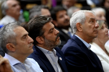 Ministro de Kicillof aplacó la interna tras críticas de La Cámpora por no mencionar a Cristina Kirchner