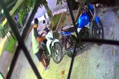 Ladrones récord en Tres de Febrero: en pocos segundos arrancaron un vehículo y escaparon