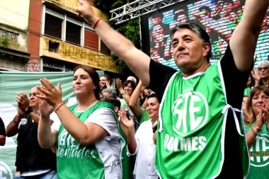 Estatales aceptaron el aumento de Kicillof y los docentes bonaerenses evalúan su respuesta