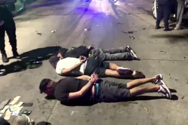 Tienen frondosos prontuarios: delincuentes en fuga chocaron y fueron detenidos en La Plata