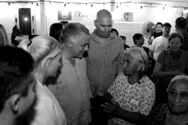 Pareja plantó la bandera libertaria ante Bianco en Expoagro y recrudece diferencias por Santilli