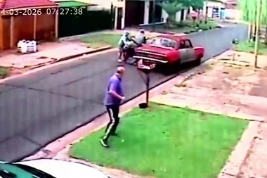 Un clásico de Avellaneda: motochorros sorprendieron a un vecino y le robaron el Chevrolet 400