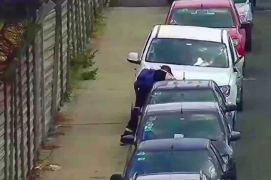 Pretendía abrir autos estacionados y fue captado por las cámaras de vigilancia del COT