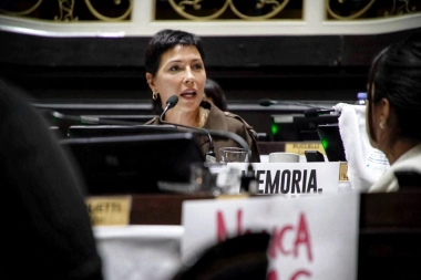 En la sesión especial de Diputados por el Día de la Memoria, Mayra Mendoza comparó las medidas de Milei con la última dictadura