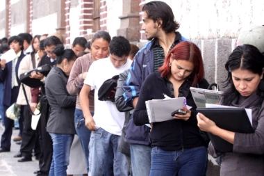 Nuevos datos del INDEC: el desempleo volvió a golpear al cierre de 2025 en Argentina