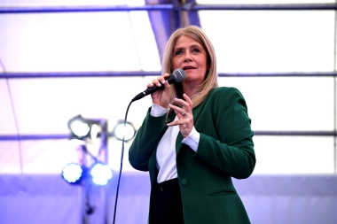 Junto a un pedido para los intendentes, Magario expuso el panorama crítico en los distritos bonaerenses