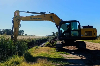 Bolívar avanza con el Plan Hídrico en Pirovano con etapas de trabajo sostenidas