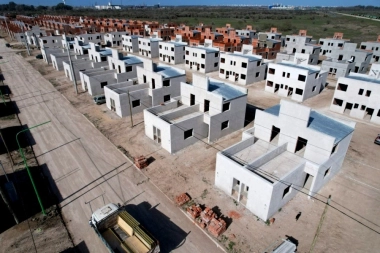 El Gobierno de Kicillof retocó las cuotas de viviendas y abrió un nuevo plan para deudas