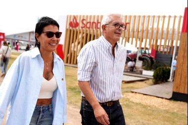 Mayra Mendoza cargó contra Caputo por las tasas municipales y no se guardó nada