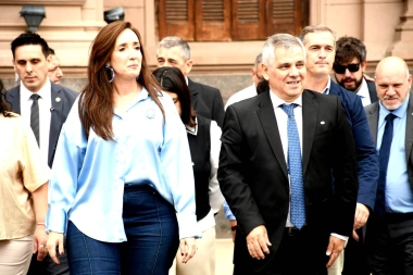 Villarruel eligió a un intendente bonaerense para homenajear a los veteranos y caídos en Malvinas