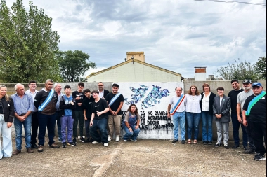 Adolfo Gonzales Chaves conmemoró el Día de Malvinas con actos alrededor de todo el distrito