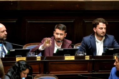 Libertarios bonaerenses pisan el acelerador y meten presión por la Boleta Única de Papel en la Legislatura