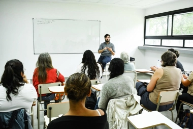 Oferta educativa en idiomas: comenzaron las cursadas del Laboratorio de Idiomas de San Vicente