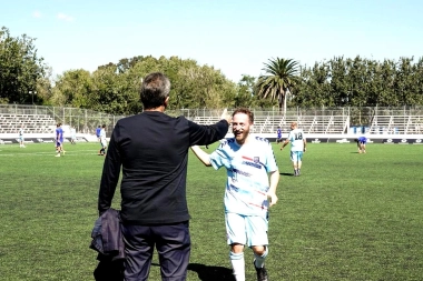 Massa Gran DT: picadito, fútbol y varios candidatos a Gobernador bonaerense en el verde césped