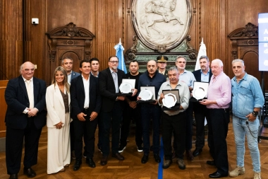 En el Salón San Martín: la Legislatura porteña homenajeó a sus veteranos de la Guerra de Malvinas