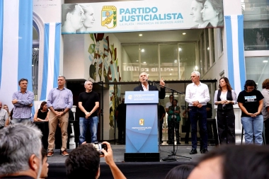 Alak asumió la conducción del PJ de La Plata: pidió conformar un gran frente para la candidatura de Kicillof 2027