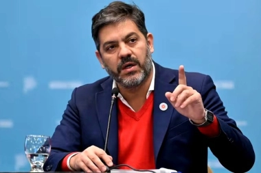 Sobresalto en la gira europea de Kicillof: operaron de urgencia a Bianco en Barcelona