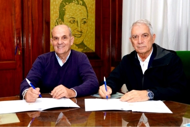 Desde La Plata, Alak y Zurro sellaron acuerdos clave: servicios y turismo en agenda