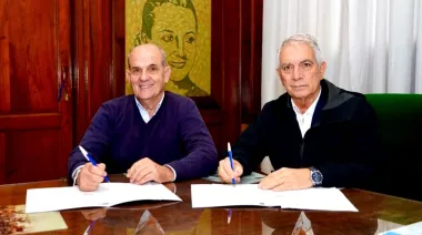 Desde La Plata, Alak y Zurro sellaron acuerdos clave: servicios y turismo en agenda