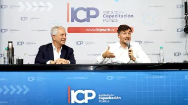 Alak y otra foto con un intendente bonaerense: con Ghi firmaron un proyecto de formación política