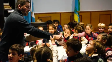 Egüen recibió a alumnos del Jardín de Infantes del San José y participaron del programa “Intendente por un Día”