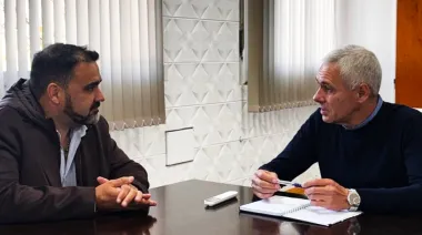 Luayza se muestra con otro intendente para debatir sobre seguridad: visitó a Cagliardi en Berisso