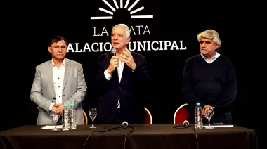 Alak y su plan para incentivar el empleo en La Plata y la producción local