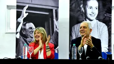 Acto en La Plata: Alak y la jefa de asesores de Kicillof revivieron el legado de Evita en el PJ platense