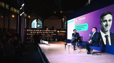Achával habló sobre educación, trabajo y desarrollo en la Feria del Libro