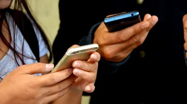 Presentan un proyecto bonaerense para crear una red pública para tratar la salud mental en entornos virtuales