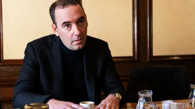 Otro Adorni en problemas por enriquecimiento ilícito: imputaron al hermano del Jefe de Gabinete de Milei