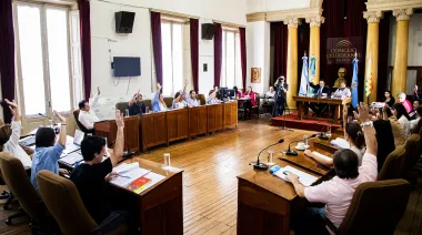 Un concejal libertario rompió filas y apoyó el rechazo al recorte del régimen de Zona Fría