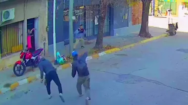 Problemas de vieja data acabaron en pelea y cascotazos en el centro de San Pedro