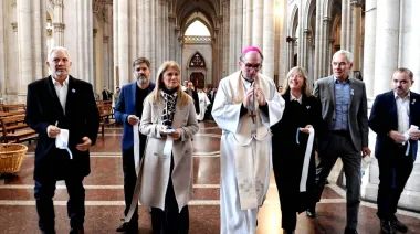 Sin Kicillof, Magario, Bianco y Alak  participaron del Tedeum por el 25 de mayo en la Catedral de La Plata