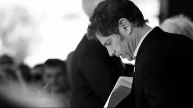 Temeroso del “síndrome del pato rengo”, Kicillof sale a dar cargos a intendentes para garantizar apoyos a su candidatura